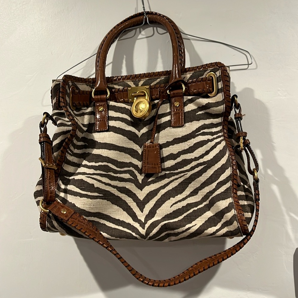 Michael Kors zebra print large purse great condition